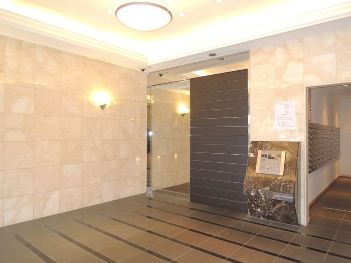 カスタリア志賀本通の外観写真