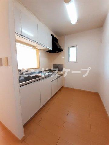 ＪＲ上越線 敷島駅 徒歩45分 2階建 築18年のキッチン写真