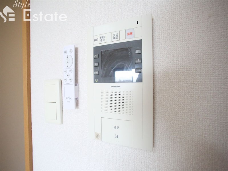 セキュリティ　モニター付きインターフォン