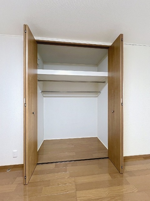 収納　クローゼット