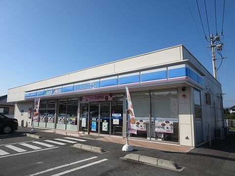 コンビニ　ローソンさん（コンビニ）まで800m