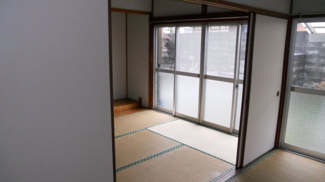 御井町貸家の内装写真