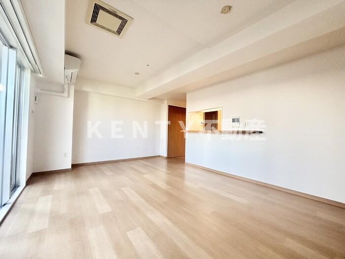 品川シーサイドビュータワー Iの居間写真