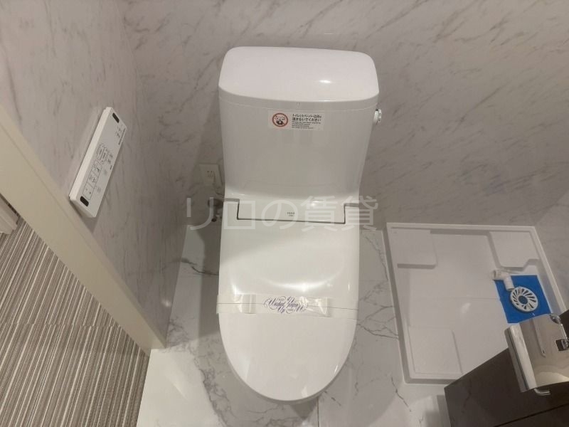 トイレ　※別号室参照