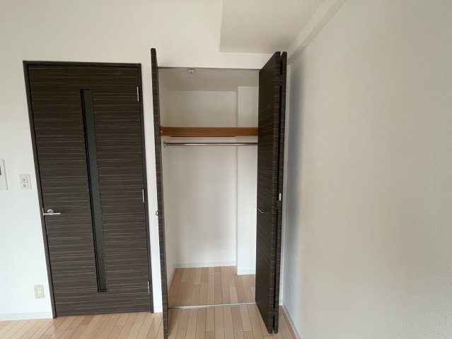 収納　同物件別部屋写真