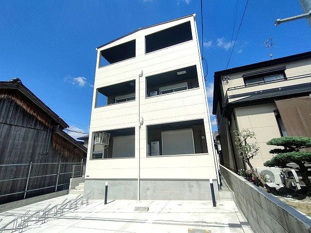 近鉄大阪線 河内国分駅 徒歩10分 新築