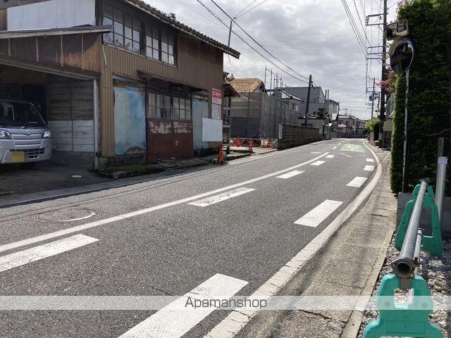その他　前面道路（その他）まで0m