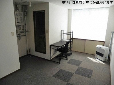ＪＲ函館本線 手稲駅 バス乗車時間：7分 最寄りバス停で下車 徒歩3分 2階建 築39年の居間写真