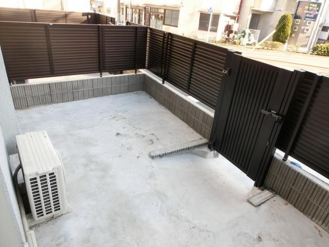 庭　１階は専用庭付き★