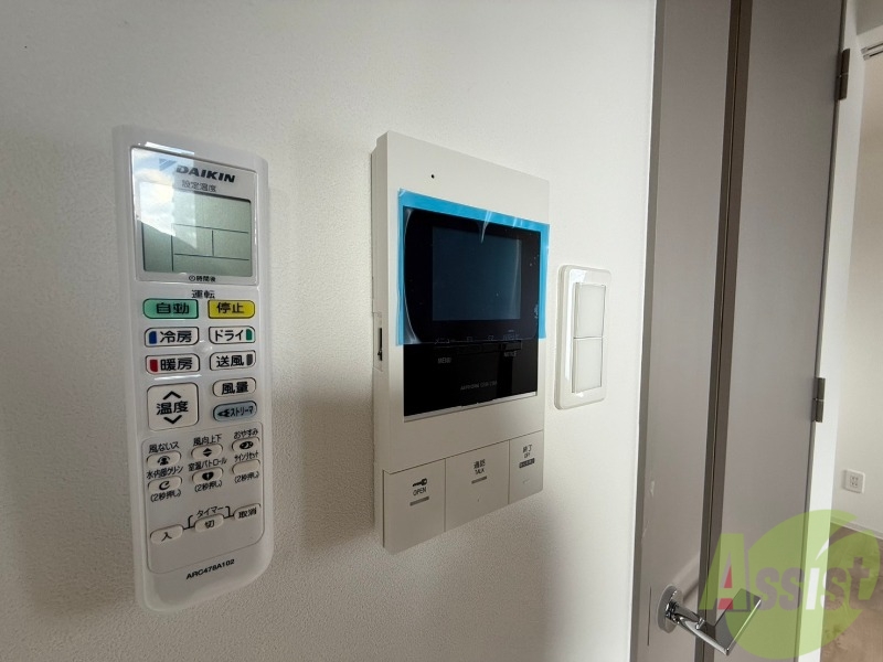 セキュリティ　ＴＶモニター付インターホンです。来客者の顔が見えるので安心！