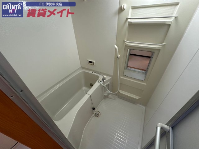 コンフォート ヴィーヴルの風呂写真