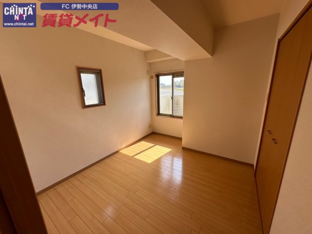 コンフォート ヴィーヴルの内装写真