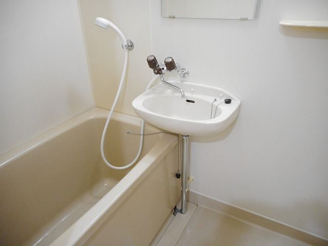 シティハイツくろだの風呂写真
