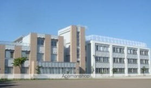 中学校　平岸中学校（中学校）まで1000m