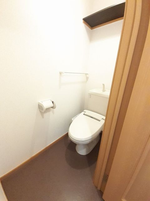 エスポワール上条 Bのトイレ写真