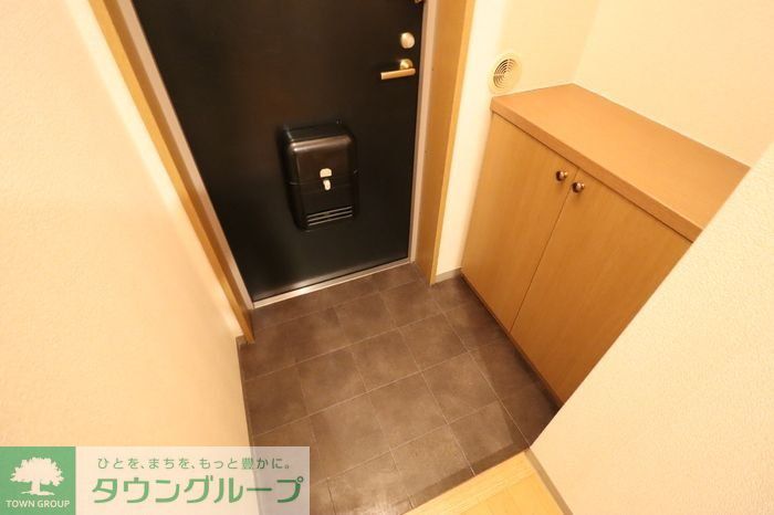 玄関　お問合せはタウンハウジングまで！※現地待合わせ相談可能