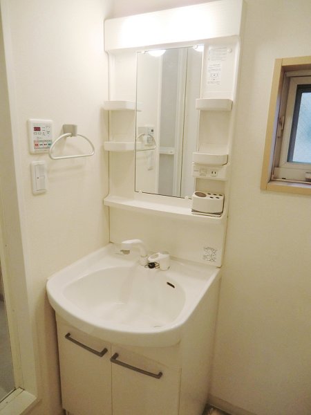 洗面設備　同建物参考写真