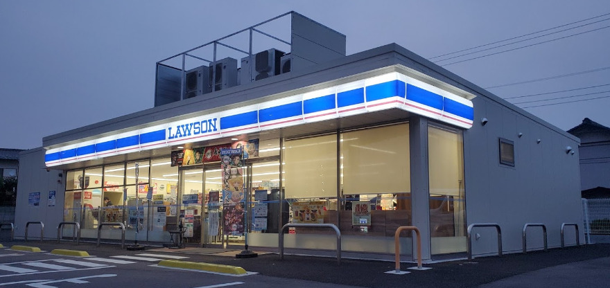 コンビニ　ローソン 千葉桜木一丁目店（コンビニ）まで403m