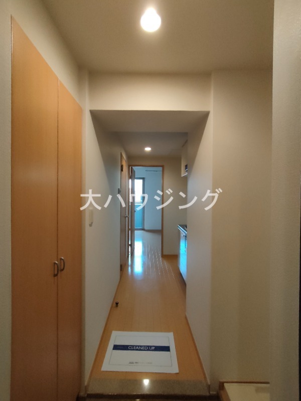 レジディア島津山の玄関写真