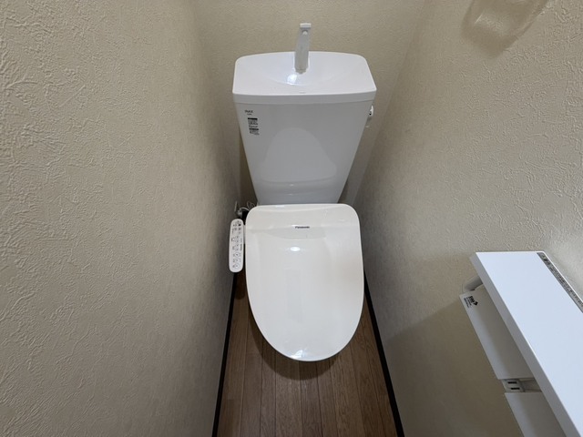 Medionのトイレ写真