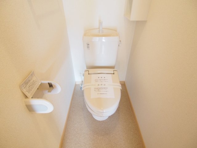 トイレ　ゆったりとした空間のトイレです