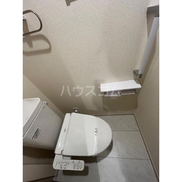 リーブルファイン南流山B棟のトイレ写真