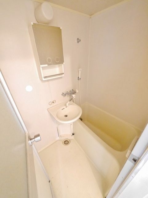 バス・シャワールーム　★お部屋探しはタウンハウジング稲田堤店まで★