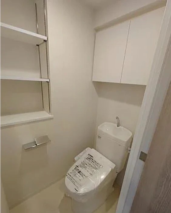 ＪＲ総武線 錦糸町駅 徒歩13分 11階建 築5年のトイレ写真