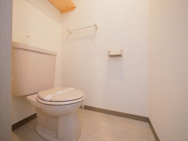 ティアラW15のトイレ写真