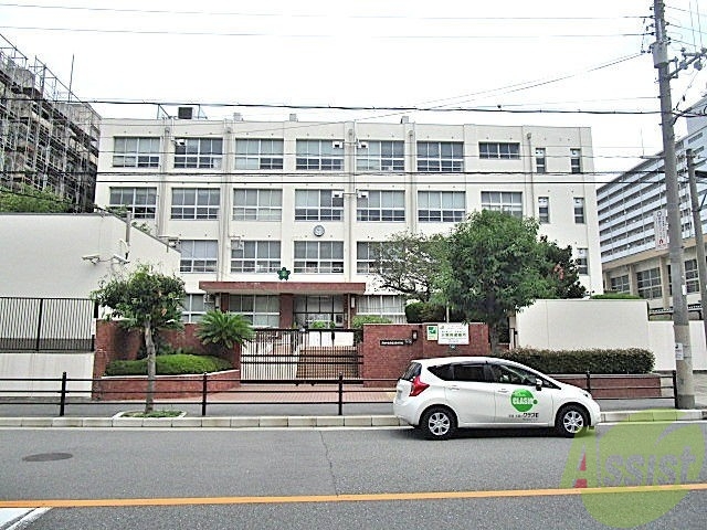 小学校　大阪市立新東三国小学校（小学校）まで752m