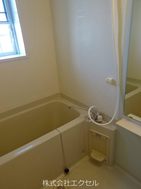 バス・シャワールーム　追い焚き付きです。