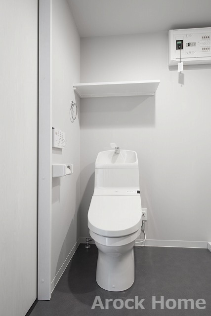 トイレ　落ち着いたトイレです