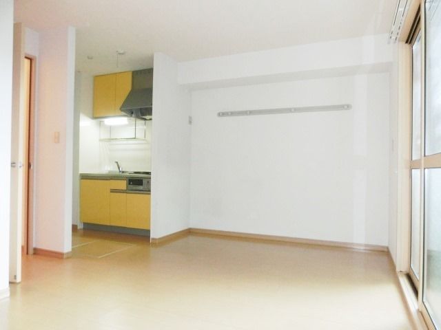 その他部屋・スペース　開放感のある広いお部屋です。