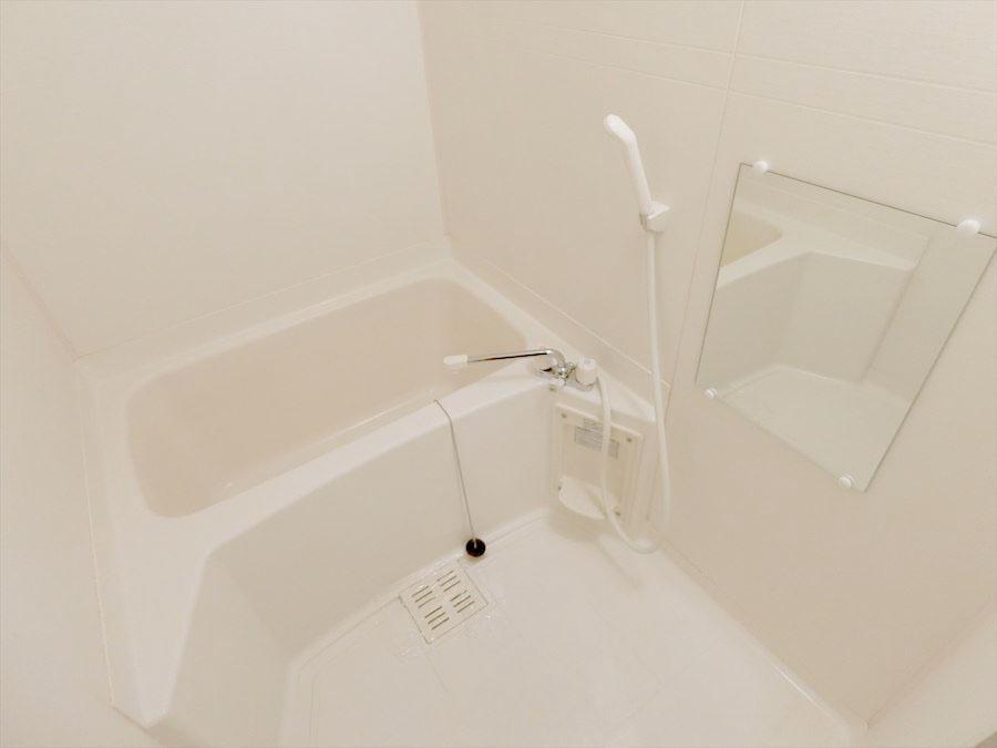洗面設備　同じ間取りの別部屋の写真です。