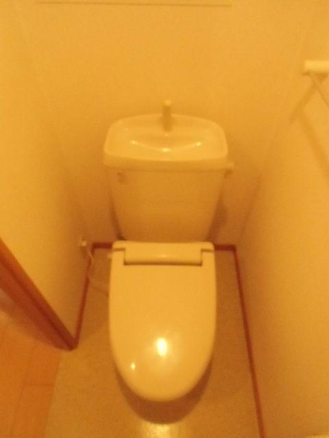 イーストワンのトイレ写真