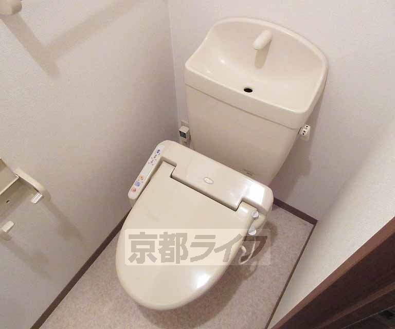 トイレ　ウォシュレット付！