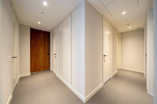 玄関　※写真は同タイプ住戸です。