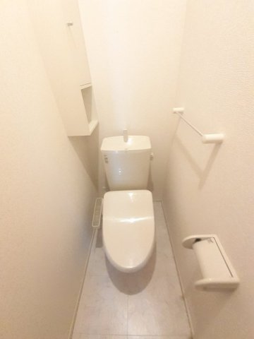 トイレ　ゆったりとした空間のトイレです