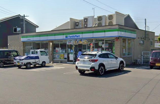 コンビニ　ファミリーマート倉敷平田南店（コンビニ）まで437m