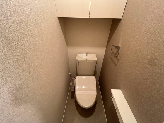 トイレ　※別部屋の写真です