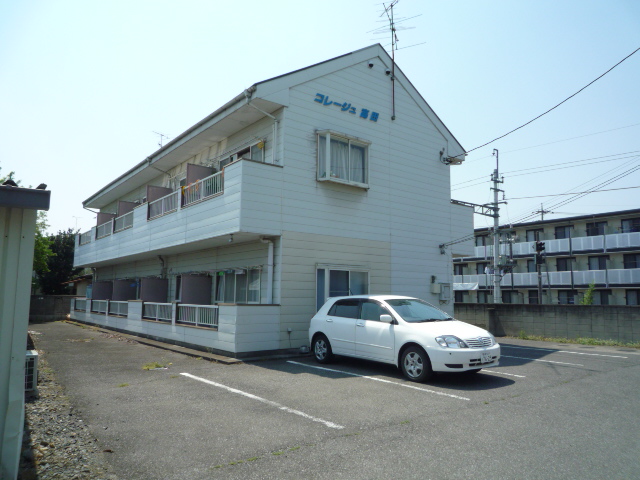 コレージュ高田の建物外観