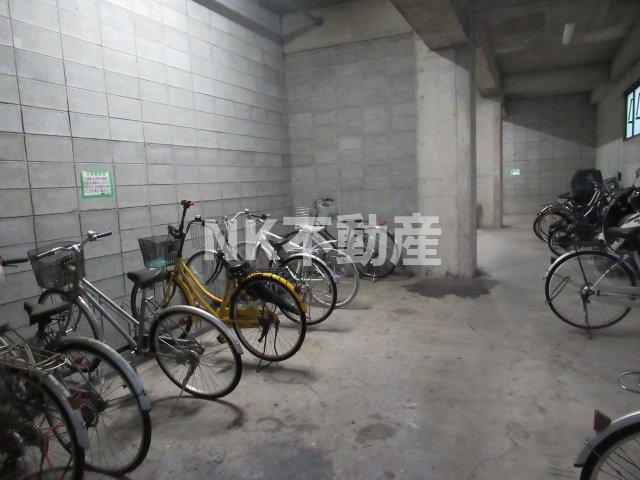 その他　駐輪場です