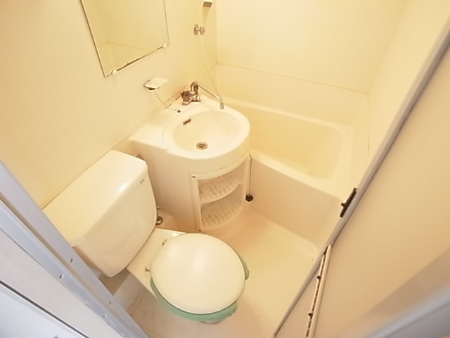 バス・シャワールーム　ユニットバス