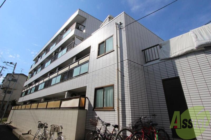 【神戸市兵庫区夢野町のマンションの建物外観】