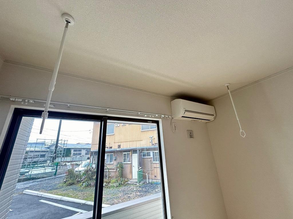 その他設備　室内物干し付