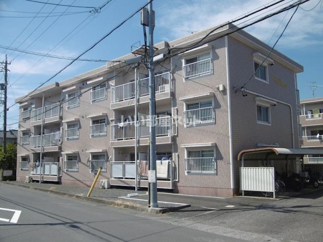 静岡市清水区八坂北のマンションの建物外観