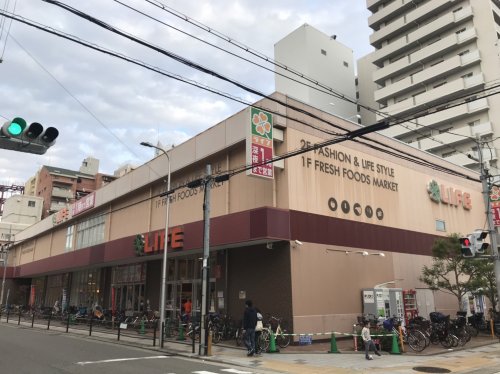 大阪市浪速区恵美須東のマンションのスーパー