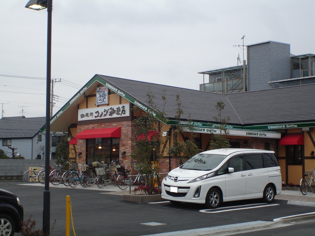 【葛飾区東水元のマンションの飲食店】