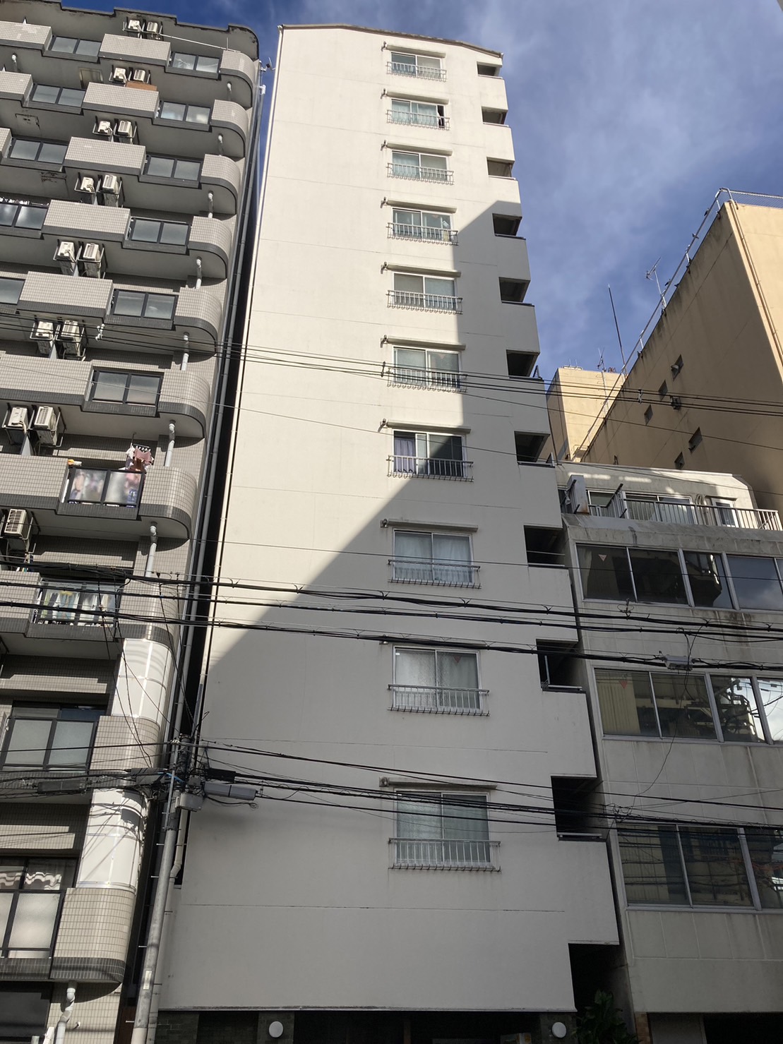 ラパンジール松屋町の建物外観