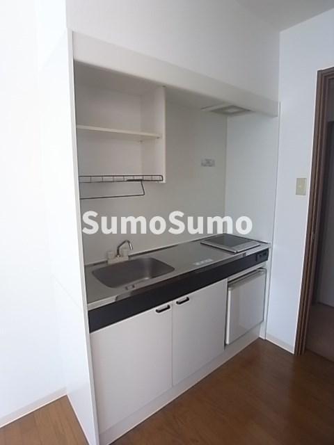 キッチン　コンパクトなキッチンで掃除もラクラク